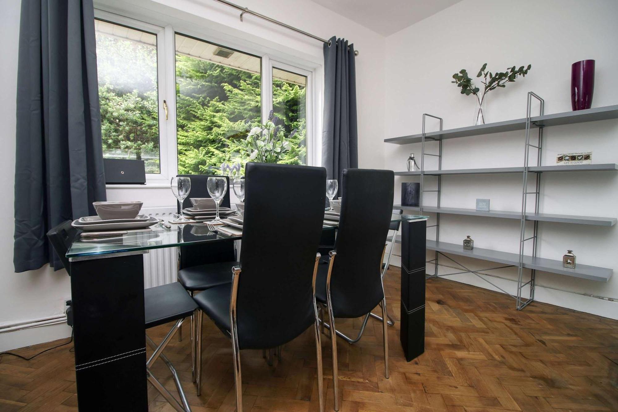 The Lockett Wonderful Large Bungalow Plympton, Plymouth Free Parking By Staystaycations Ngoại thất bức ảnh